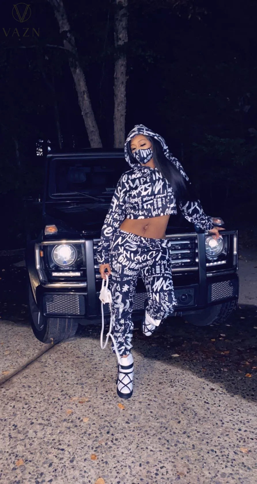 VAZN 2022 Fashion Lady Street Casual Style 2 Piece Sets Long Sleeve Hooded Collar Short Top Elastic Long Pants Printed Women