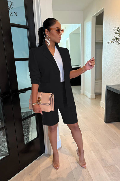 VAZN 2022 Street Casual Style Women Suit Long Sleeve Lapel Top Elastic Short Pants Pure Color Lady Two Piece Sets