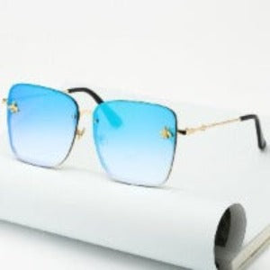 The &quot;Alectrona&quot; Shades